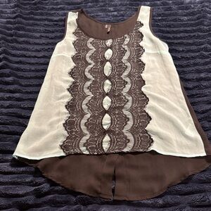 Elegant Lace Detail Tank Top